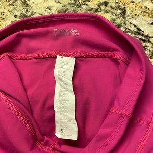 Fabletics hot pink yoga pants